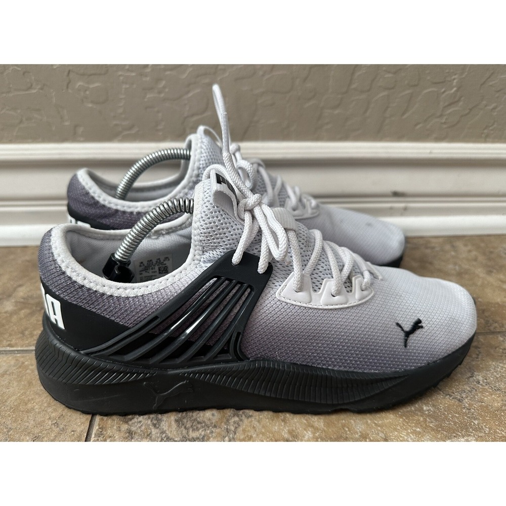 Puma Pacer Future Fade Size 9.5 *THE INSOLE IS MISSING IN BOTH SHOE*